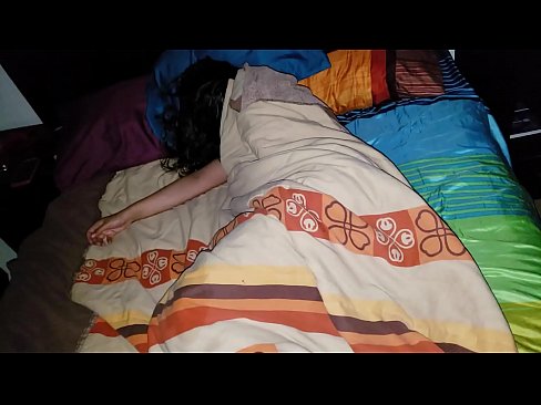 ❤️ Anak tiri memarahi ibu tirinya yang masih muda saat dia tidur. ❤❌ Video porno di id.truedating.top ❤